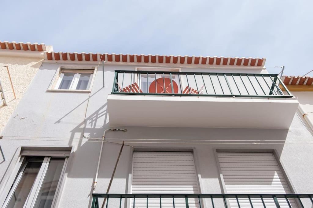 Milena'S Bedroom Nazare Exterior photo